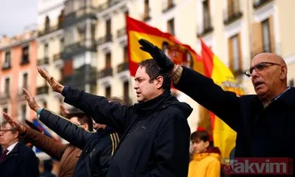 Madrid’de FEMEN protestosu! Şehir meydanında çırılçıplak soyundular