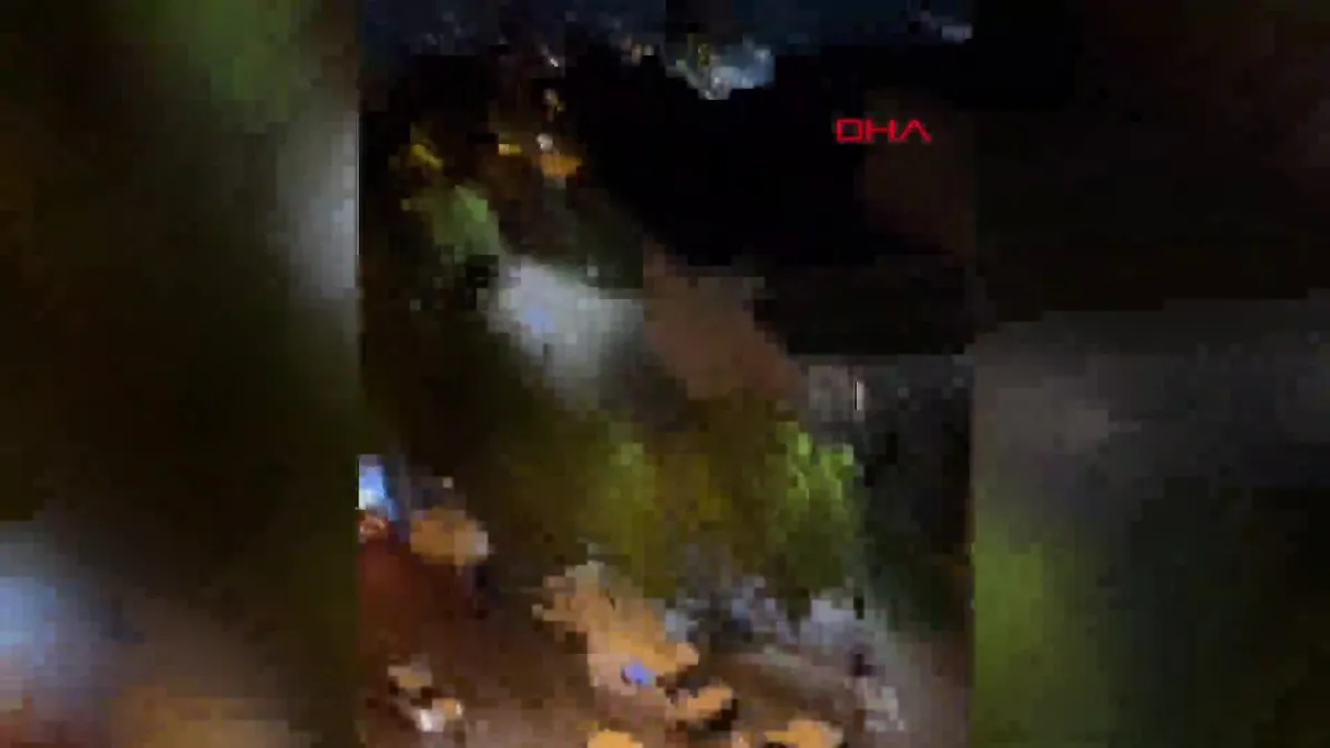 Bağcılar'da silahlı saldırı: 1 ölü 1 yaralı