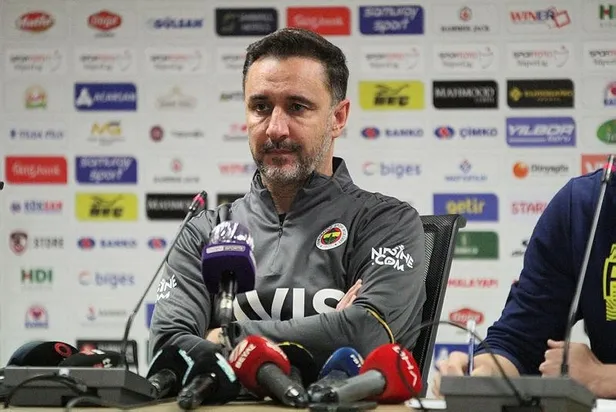 fenerbahaceye-agir-yara-erol-bulut-eski-takimina-boyun-egdirdi-1639432407475.jpeg Fenerbahaçe'ye ağır yara! Erol Bulut eski takımına boyun eğdirdi-18