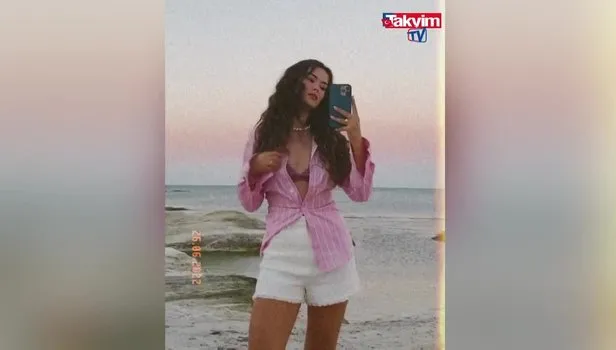 Seray Kaya’dan iddialı paylaşım! Gömleğinin düğmelerini açıp mini şortuyla sosyal medyayı salladı…