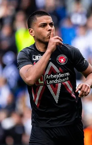 Pedro'dan menajer şoku yaşan Galatasaray'ın Evander için Midtjylland'a teklif yapacağı öğrenildi