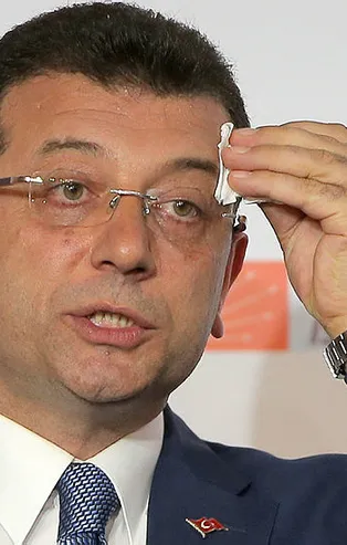 CHP'li İBB Başkanı Ekrem İmamoğlu İstanbullunun parasını CHP'lilere yedirdi