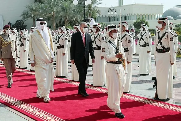 son-dakika-baskan-erdogan-katar-emiri-al-sani-ile-gorustu-1639840609885.jpeg Son dakika: Başkan Erdoğan Katar Emiri Al Sani ile görüştü-2