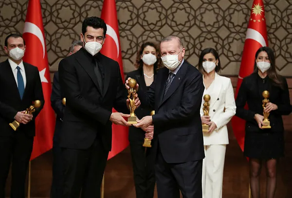 son-dakika-baskan-erdogandan-onemli-aciklamalar-1610561854109.jpg Son dakika: Başkan Erdoğan'dan önemli açıklamalar-10