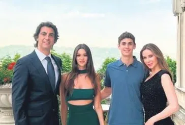 Ayrılsak da beraberiz!