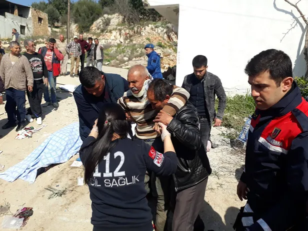 Mersin'de tarım işçilerini taşıyan otobüs devrildi: 4 ölü, 26 yaralı-8