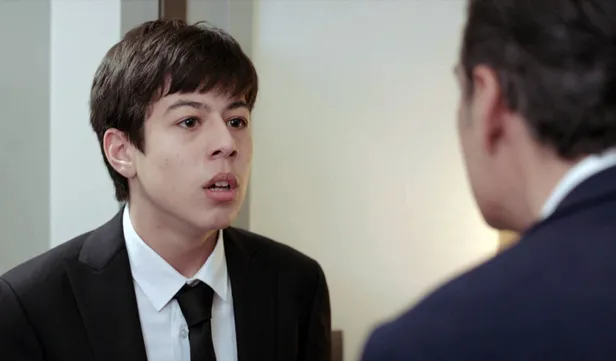 sadakatsizde-ali-bastan-anlamisti-maskara-edecek-beklenmedik-gelisme-taktigiyle-foyasini-arsa-cikariyor-1612435232056.jpg Sadakatsiz'de Ali baştan anlamıştı maskara edecek! Beklenmedik gelişme taktiğiyle foyasını arşa çıkarıyor-4