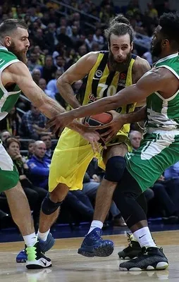 Fenerbahçe; Avrupa Ligi'nde ilk yenilgisini aldı!