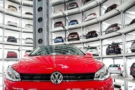 Volkswagen Almanya’da ilk kez fabrika kapatıyor