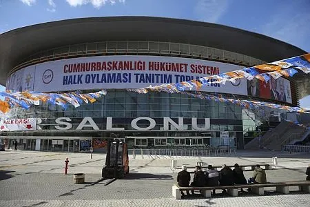 AK Parti sahaya iniyor-2