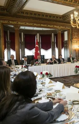 Başbakan ABD'de kanaat önderleriyle görüştü