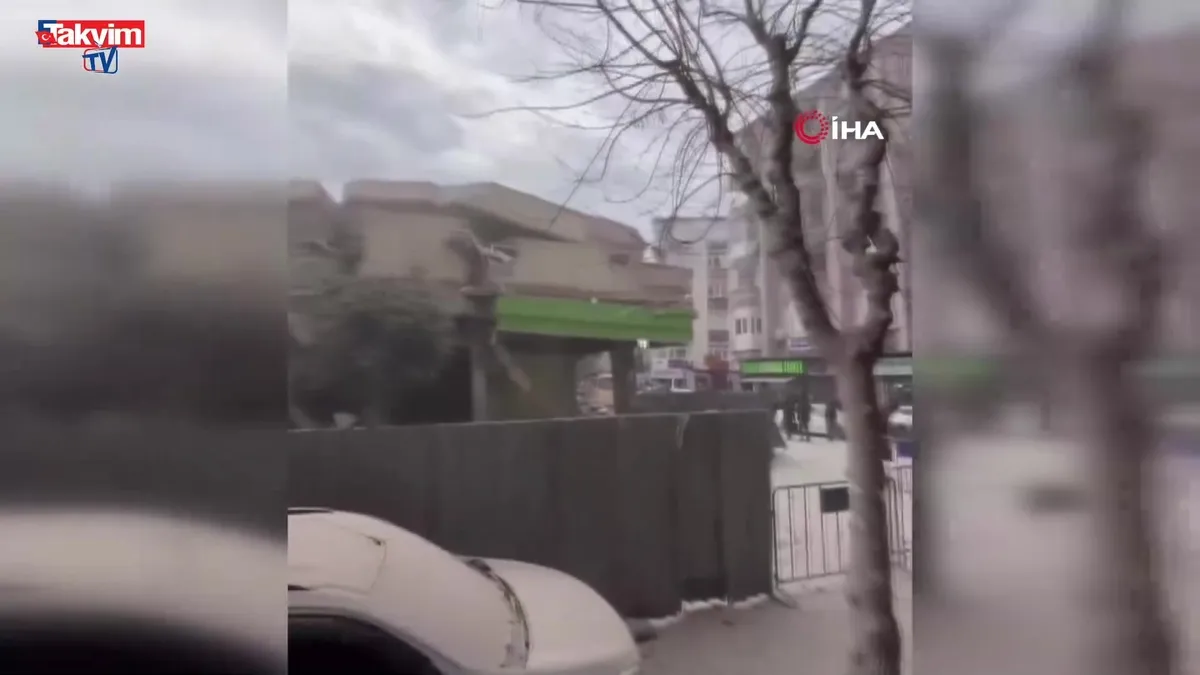 İstanbul Güngören'de bina çöktü | VİDEO İZLE