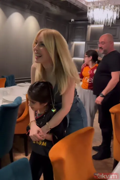 "Benim Ateşimle Isınıyoruz" Sarıoğlu Geçtiğimiz Aylarda "Kar, Kış, Kıyamet... Biz Arkadaşlar Doğal Gaz Faturası Ödemiyoruz Çünkü Evde Doğal Gaz Yakmıyoruz...