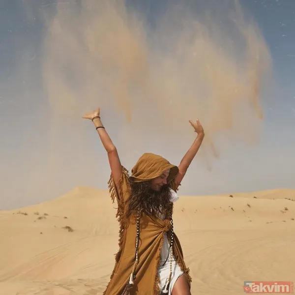 Ebru Şahin çölde güzelliğini konuşturdu! Abu Dabi’den paylaşıp sosyal medyayı salladı - 11