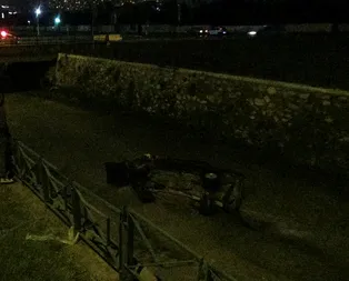 Bursa’da otomobil dereye uçtu