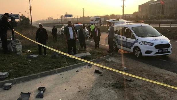 Tekirdağ'da feci kaza anı güvenlik kamerasında! Otomobil yol kenarında bekleyenlere çarptı: 1 ölü-5