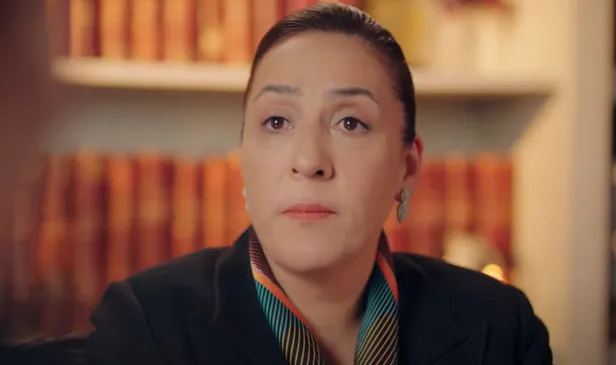 kirmizi-odada-panik-havasi-yaratacak-olay-cekimlerin-iptal-edilmesi-an-meselesi-1635152752897.jpg Kırmızı Oda'da panik havası yaratacak olay! Çekimlerin iptal edilmesi an meselesi...-6