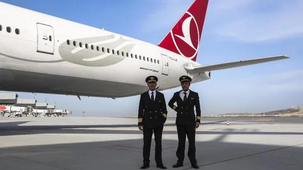 thy-yetistirmek-uzere-pilot-alimi-yapiyor-turk-hava-yollari-thy-pilot-ve-kabin-memuru-alimi-ne-zaman-baslayaca-1664962602450.jpg