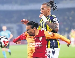 Aslan salladı Fener yıkılmadı