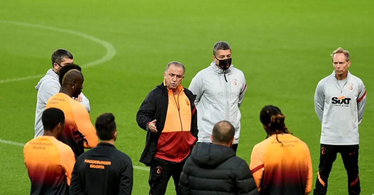 Fatih Terim Den Surpriz Kadro Iste Glasgow Rangers Galatasaray Maci 11 Leri Galeri Takvim