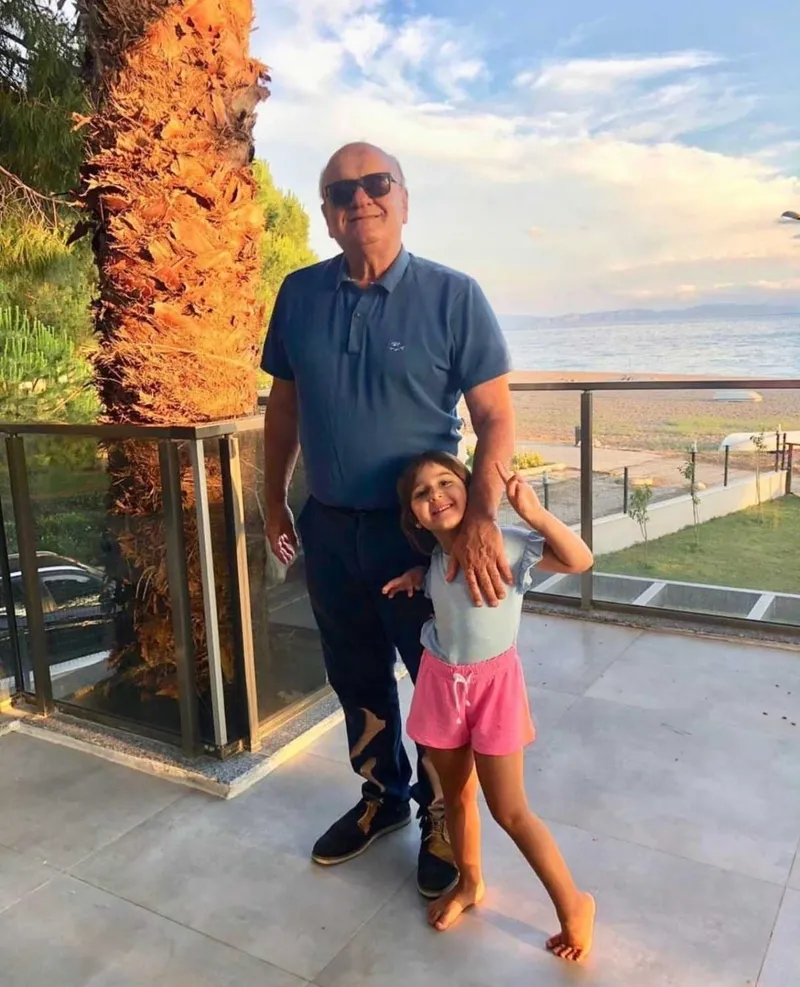 yargitay-noktayi-koydu-kucuk-tuana-ismail-hakki-bekiroglunun-300-milyonluk-servetine-ortak-oldu-1771480885515.jpeg Yargıtay noktayı koydu: Küçük Tuana, İsmail Hakkı Bekiroğlu'nun 300 milyonluk servetine ortak oldu-5