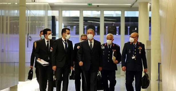 Son dakika: Milli Savunma Bakanı Hulusi Akar,  Romanya Savunma Bakanı Dincu ile görüştü