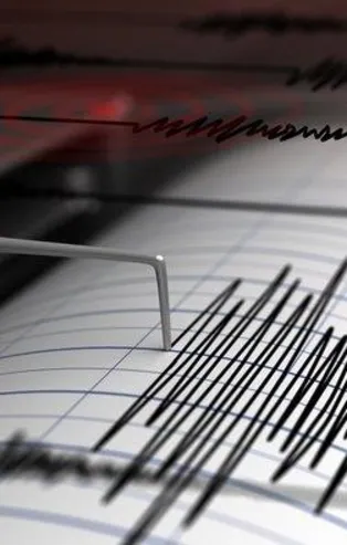 Akdeniz'de 4.9 büyüklüğünde deprem