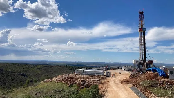 yerli-ve-milli-enerjide-yeni-donemin-kapilari-aralaniyor-kato-cudi-gabar-derken-once-van-ardindan-karadeniz-ta-1693378477439.jpg Yerli ve milli enerjide yeni dönemin kapıları aralanıyor! Kato, Cudi, Gabar derken önce Van ardından Karadeniz... Tarihi keşif-3