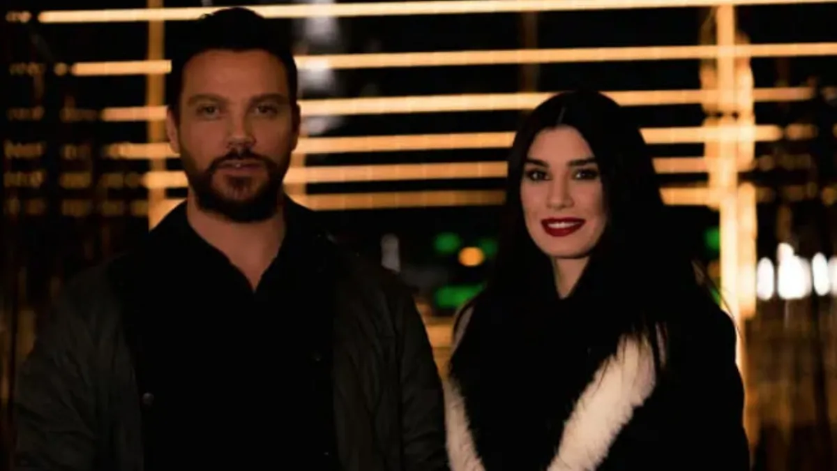 Eski eşi Sinan Akçıl ile barıştığı yönündeki iddialara Burcu Kıratlı son noktayı koydu: "Bu haberler hayatımdakilere saygısızlık"-3