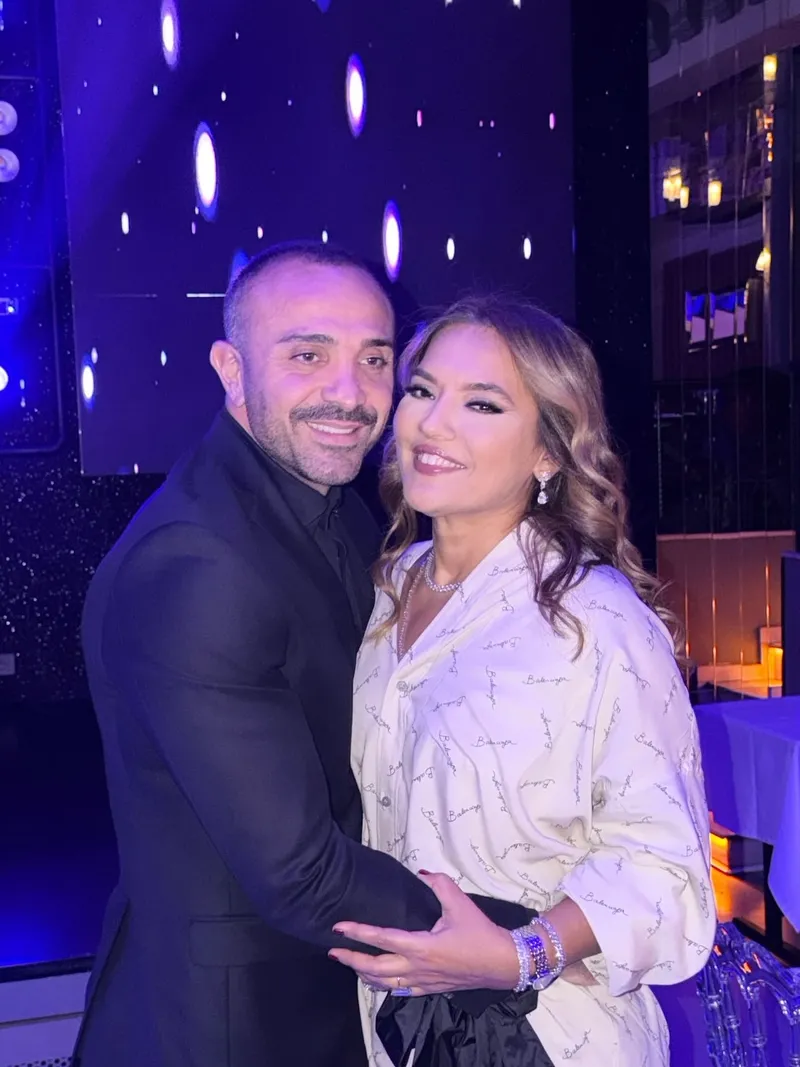 kaslariyla-gundem-olan-okan-kurttan-demet-akalina-ozel-tesekkur-1774702108256.jpg Kaslarıyla gündem olan Okan Kurt'tan Demet Akalın'a özel teşekkür-6