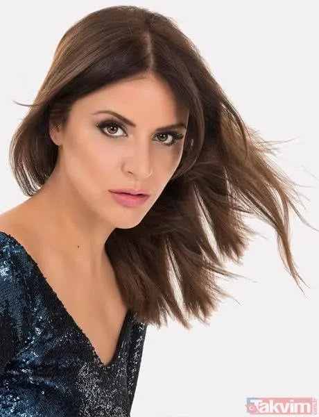 Türkücü Zara derin dekolteli elbisesiyle şov yaptı! Değişimiyle ağızları açık bıraktı sosyal medyada yer yerinden oynadı “Rüya gibi” - 10