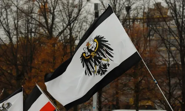 analiz-fetoye-kol-kanat-geren-almanya-imparatorluk-vatandasi-hareketi-ile-sarsildi-1670436713679.jpeg İkiyüzlü Der Spiegel! 15 Temmuz'da başka Alman FETÖ'süne başka-9