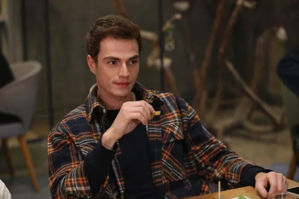 susen-hayal-kirikligina-ugradi-kardeslerim-80-bolum-fragmani-heyecani-arttirdi-sen-benim-asik-oldugum-omer-deg-1677361295928.jpg Süsen hayal kırıklığına uğradı! Kardeşlerim 80. bölüm fragmanı heyecanı arttırdı: “Sen benim aşık olduğum Ömer değilsin”-4