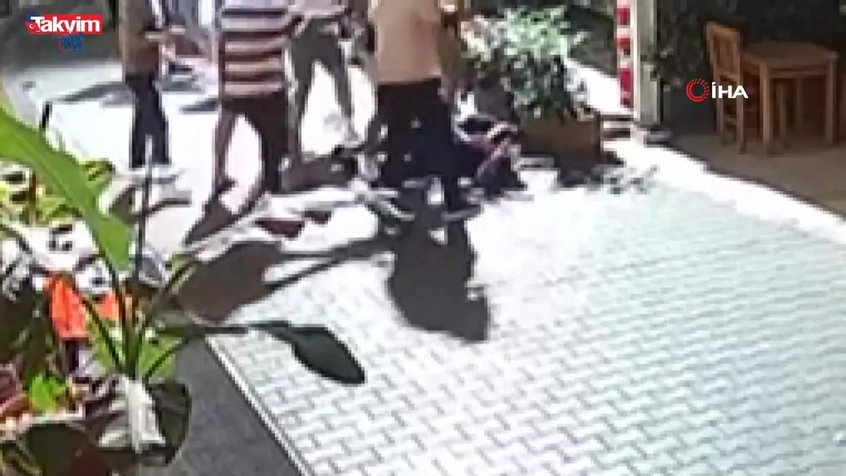 Marmaris’te silahlı çatışma! Ölüm kamerada – İşte dehşet anları