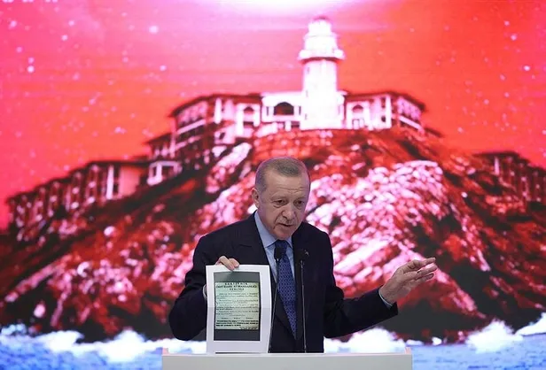 efendileriyle-mucadele-ediyoruz-1653687261184.jpeg Başkan Erdoğan Demokrasi ve Özgürlükler Adası’ndan Kılıçdaroğlu'na ayar verdi: Efendileriyle mücadele ediyoruz-6