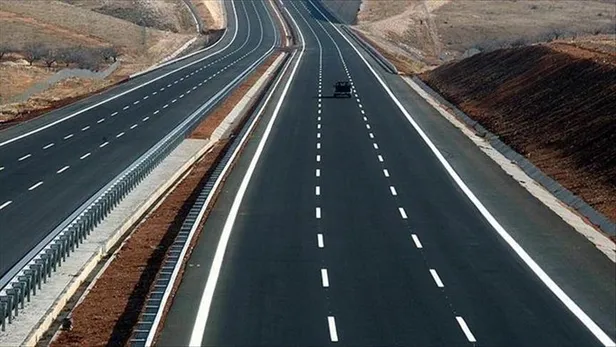 İstanbul'da sağanak yağış sonrası trafik durma noktasına geldi!-11