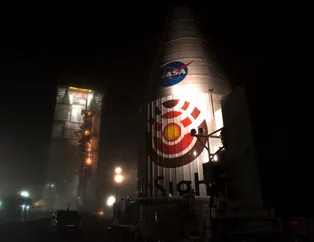 Mars'ın sırlarını çözecek InSight fırlatılıyor