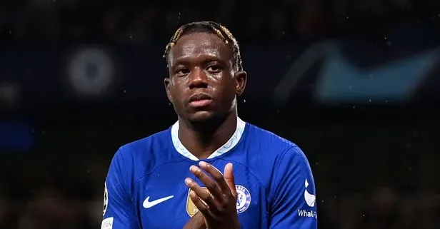 Kanarya Denis Zakaria’ya kancayı taktı! Yıldız oyuncu için satın alma opsiyonlu kiralama seçeneği masada...