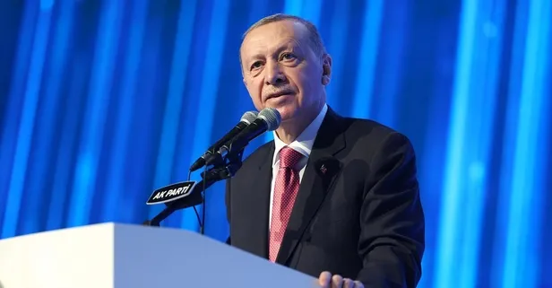 Başkan Recep Tayyip Erdoğan, Viyana'da iftar programında vatandaşlara telefonda seslendi
