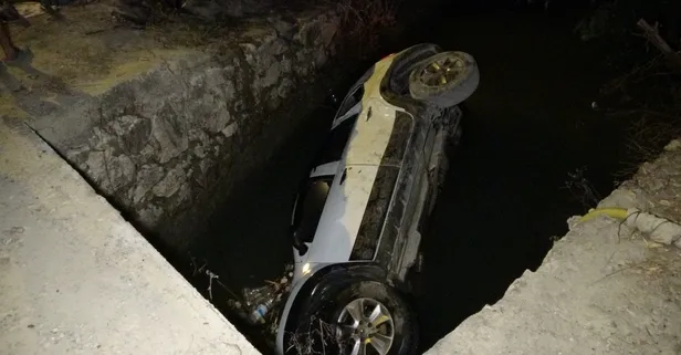 Antalya’da feci kaza! Otomobil sulama kanalına devrildi, 2 kişi boğularak can verdi