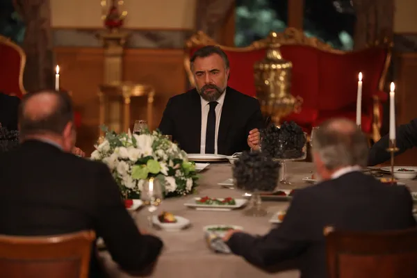 Eşkıya Dünyaya Hükümdar Olmaz 5. sezon ilk bölümle reytingleri altüst etti! EDHO son bölüm tek parça izle!-3