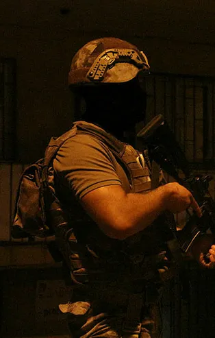 İstanbul'da dev uyuşturucu operasyonu! Bu sabah başlatıldı