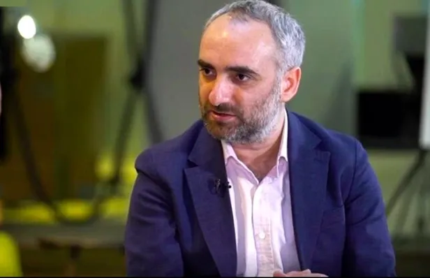 28-subatin-acar-muhabiri-olup-gecmiste-basortululeri-fisleyen-ismail-saymaz-simdi-de-kuran-kurslarini-hedef-aldi-1642014573447.jpeg 28 Şubat'ın acar muhabiri, geçmişte başörtülüleri fişleyen İsmail Saymaz şimdi de Kur'an kurslarını hedef aldı-4