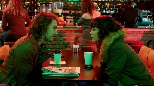 Cansu Dere ile Metin Akdülger sevgili mi? Metin Akdülger kimdir?-1