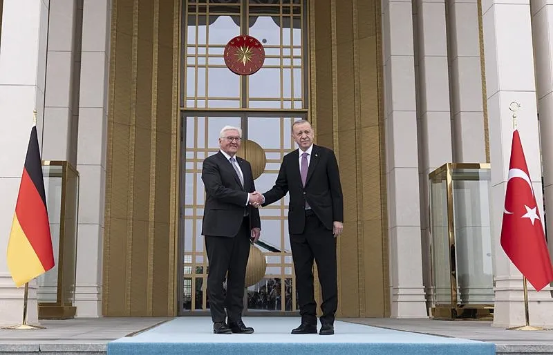 Almanya Meclis Başkan Yardımcısı Aydan Özoğuz, Steinmeier'in Ankara ziyaretini değerlendirdi: "Türkiye'nin konumunu daha iyi anladılar"-3