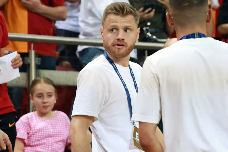 GALATASARAY TRANSFER HABERLERİ | Galatasaray'da bir ayrılık daha! Midtsjö'nün ardından... - 10