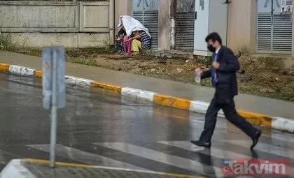 İstanbul’da vatandaşların doluyla imtihanı! Kimi battaniye örttü, kimi araçlarıyla köprü altlarında bekledi