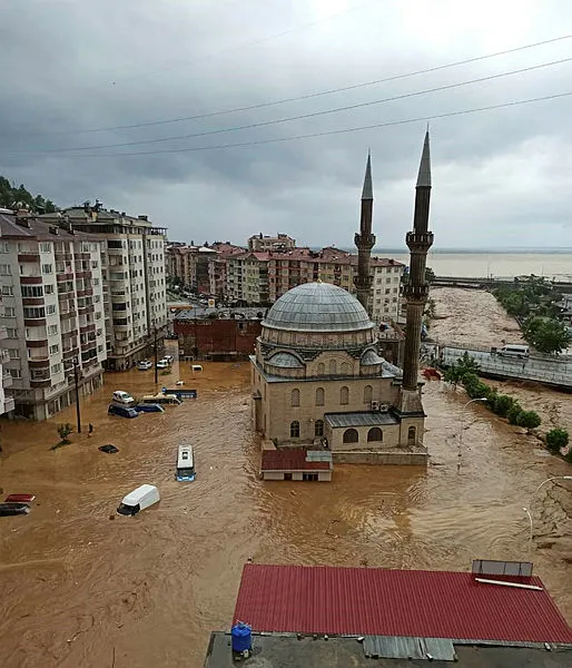 Sel, dolu, kum fırtınası... İşte hava olaylarının nedeni!-2