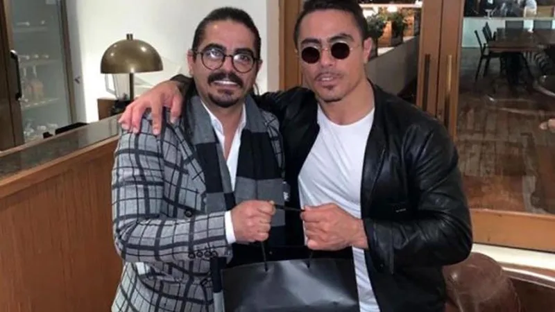 unlulere-ve-fenomenlere-uyusturucu-fuhus-operasyonu-elif-karaarslan-gozaltina-alindi-cem-adrian-ve-ilker-inano-1775982570601.jpeg "Fuhuşturucu" mekanlarına girildi! Elif Karaaslan ve Kısmetse Olur Cansel listede: Cem Adrian ve İlker İnanoğlu'na yakalama kararı-5