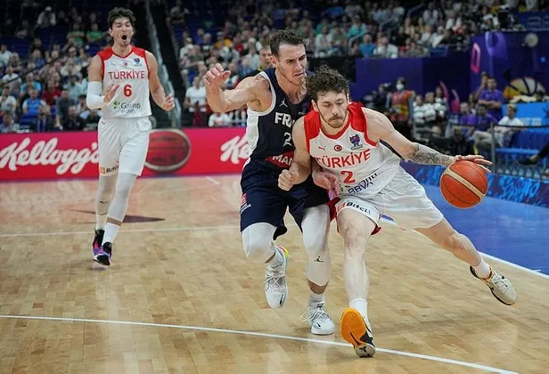 Türkiye 2022 Avrupa Basketbol Şampiyonası'ndan son 16 turunda elendi!-5